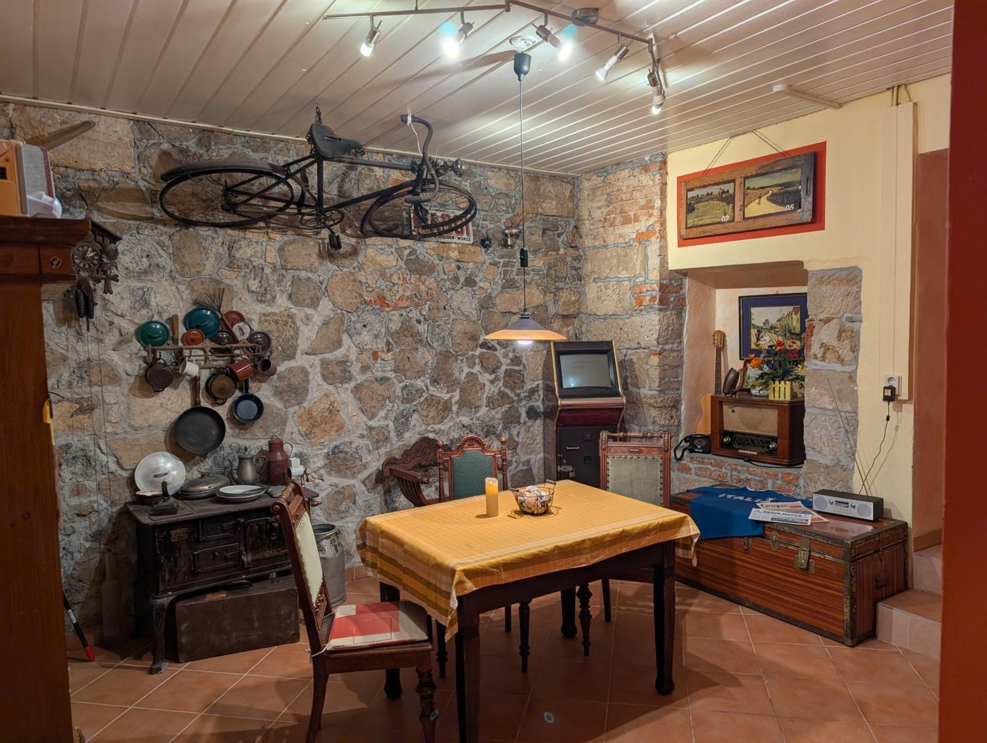 Gaestehaus Locanda Al Castello Stolpen Luaran gambar